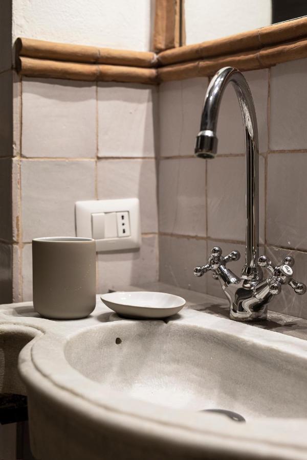 Cozy House In Naviglio Grande - Homy Apartments Milano Ngoại thất bức ảnh